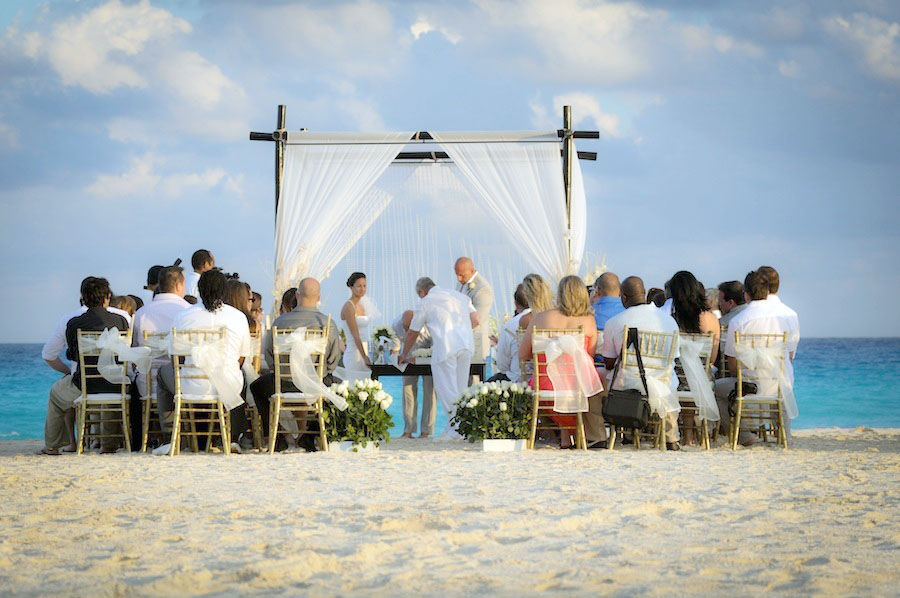le blanc wedding on the beach