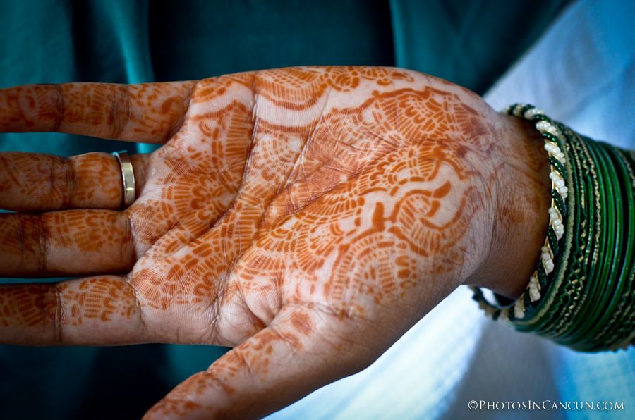 henna hand hindu wedding