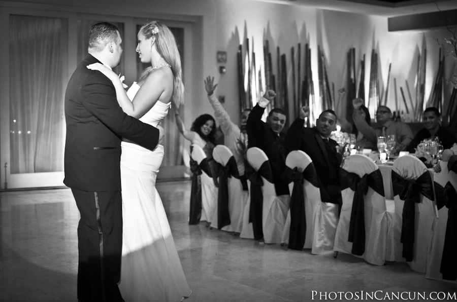Cancun Wedding video, Professional wedding photos