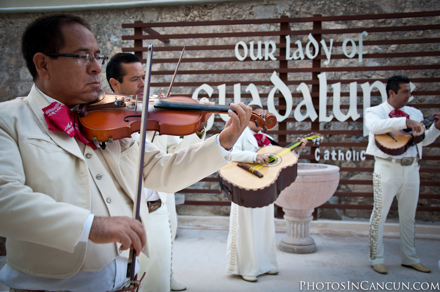 https://www.photosincancun.com/ Gran Caribe Real - Mariachi Band