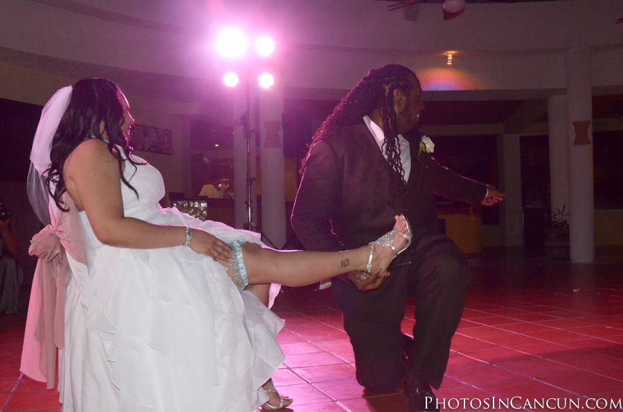https://www.photosincancun.com/ cancun wedding photographer