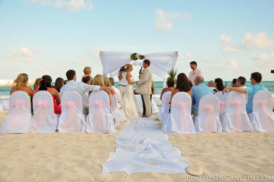 https://www.photosincancun.com/ Now Jade Resorts Wedding Photography