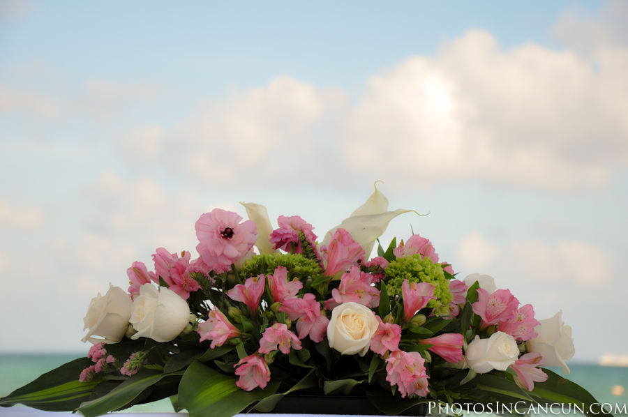 https://www.photosincancun.com/ Now Jade Resorts Wedding Photographer