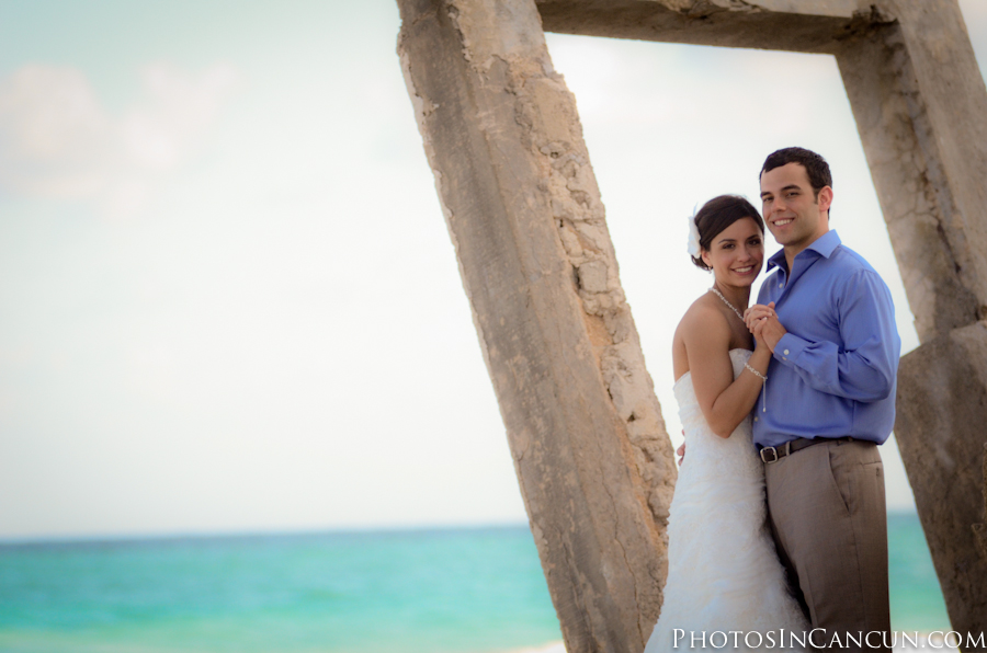 https://www.photosincancun.com/ Professional Wedding photographers Now Jade