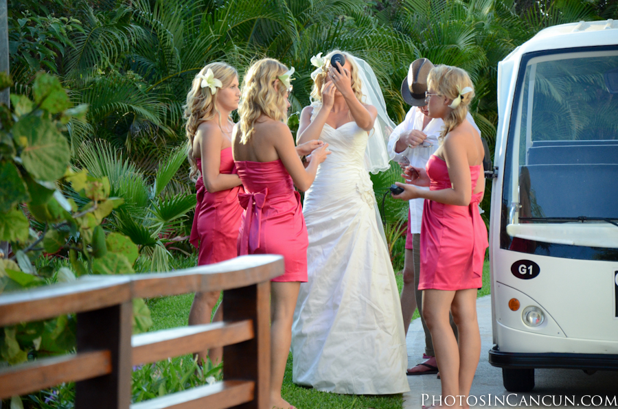 https://www.photosincancun.com/ Canadian Destination Wedding Photos