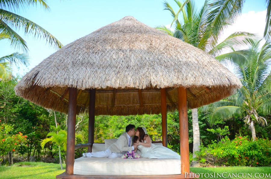 https://www.photosincancun.com/ Barcelo Maya Hotel Wedding Photos