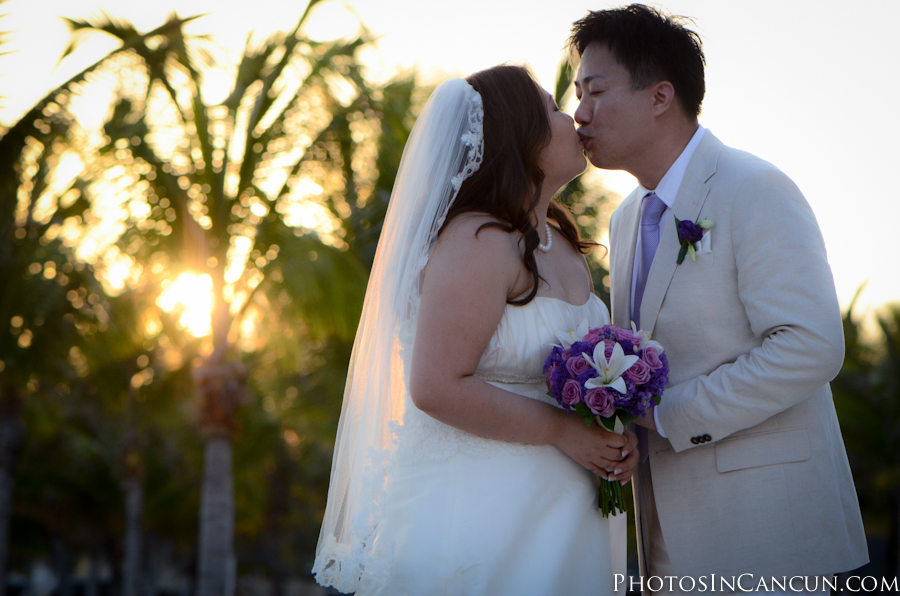 https://www.photosincancun.com/ Barcelo Maya Hotel Wedding Photos