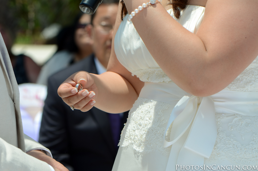 https://www.photosincancun.com/ Barcelo Maya Hotel Wedding Photos