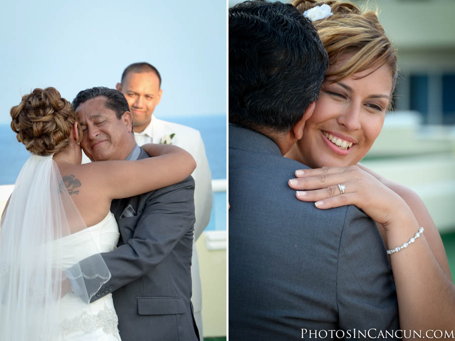 https://www.photosincancun.com/ Photos In Cancun - Gran Caribe Real Cancun Wedding Photos