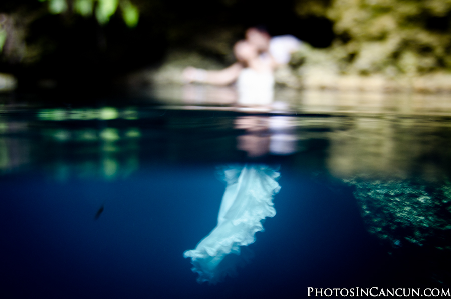 Trash The Dress - Mexico Cenote Underwater