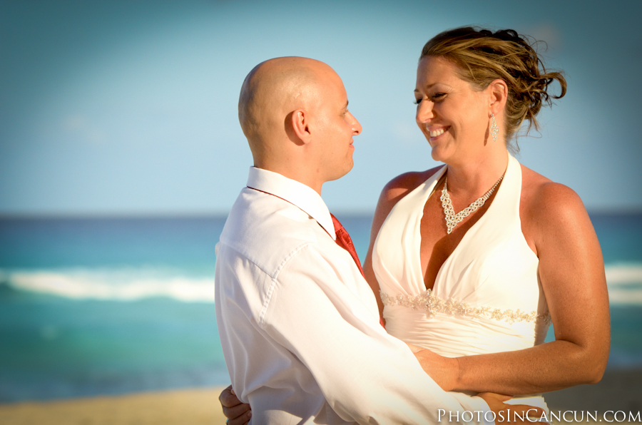 https://www.photosincancun.com/ Photos In Cancun - Fiesta Americana Condessa Wedding