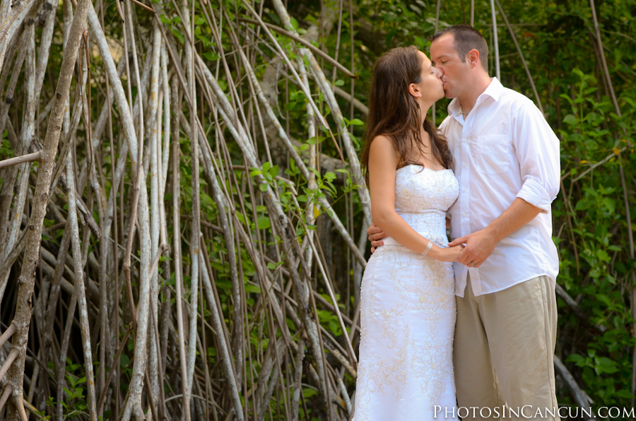 https://www.photosincancun.com/ Photos In Cancun - The Royal TTD Beach Cenote Session