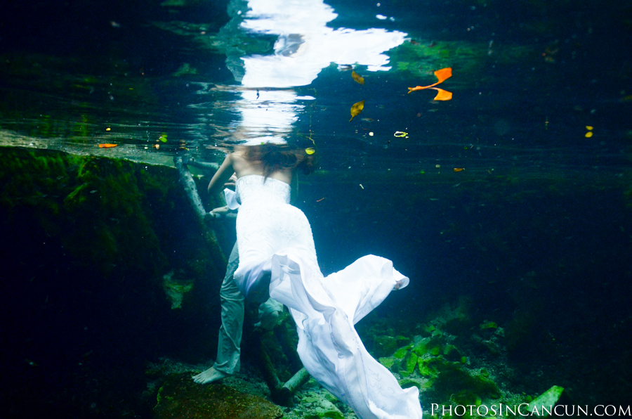 https://www.photosincancun.com/ Photos In Cancun - The Royal TTD Beach Cenote Session