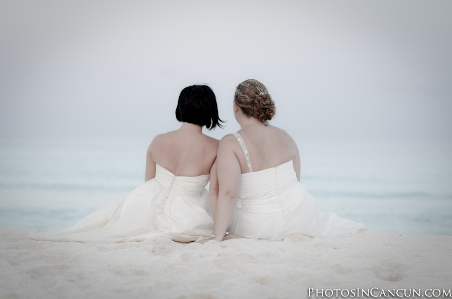 https://www.photosincancun.com/ Gay Friendly Wedding, Beach Photographers