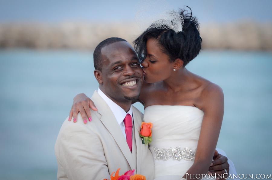 Photos In Cancun Now Jade Resort & Spa, Puertos Morelos Mexico Wedding photography by: Photos In Cancun