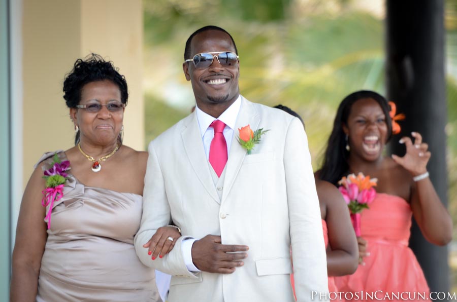 Photos In Cancun Now Jade Resort & Spa, Puertos Morelos Mexico Wedding photography by: Photos In Cancun