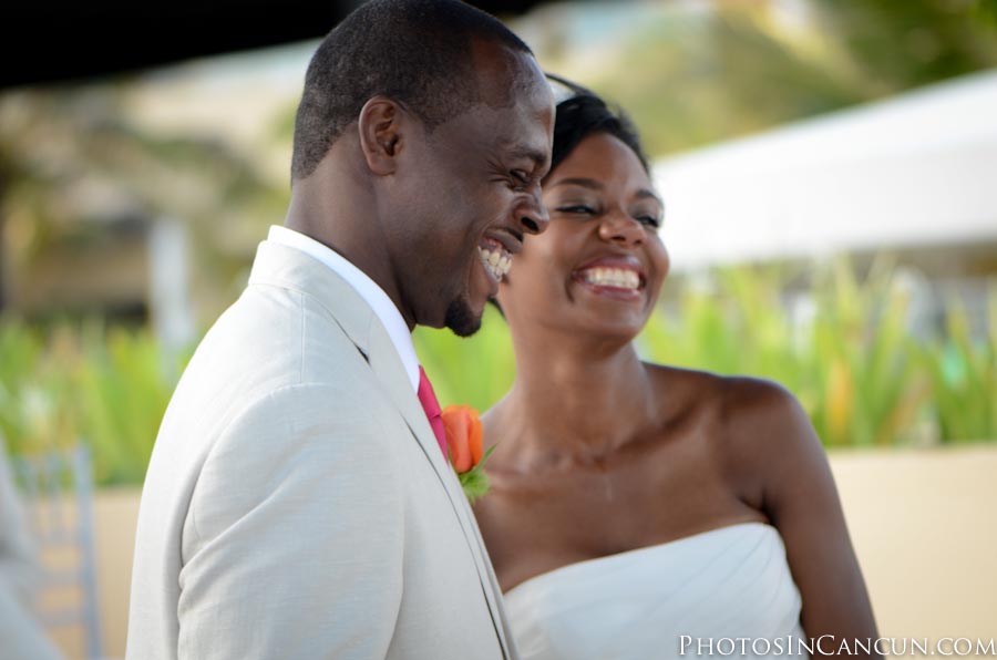 Photos In Cancun Now Jade Resort & Spa, Puertos Morelos Mexico Wedding photography by: Photos In Cancun
