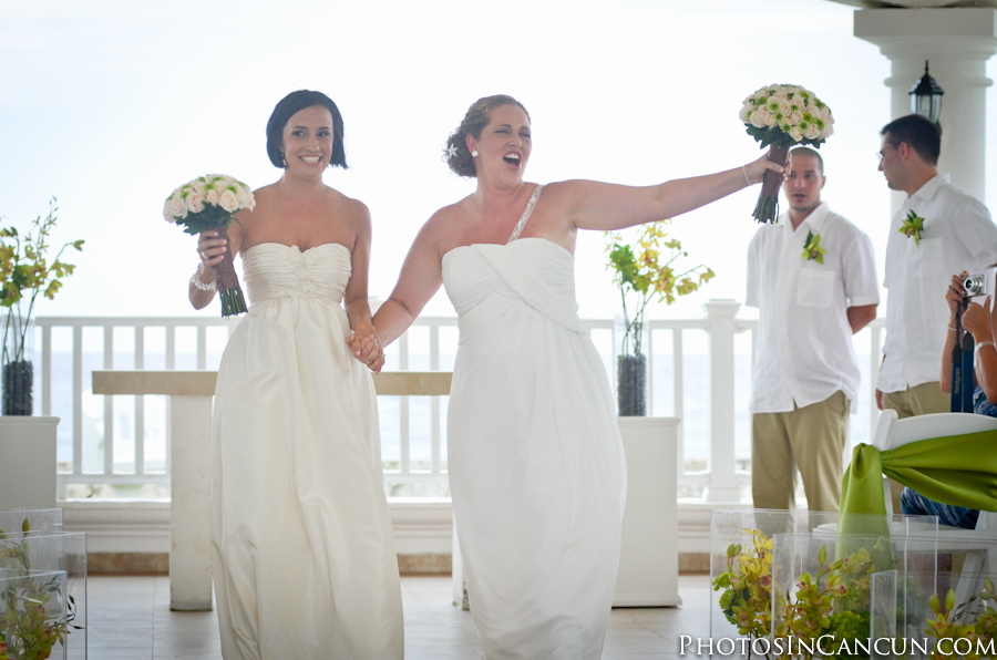https://www.photosincancun.com/ Same Sex Wedding at PlayaCar Palace and Adventure Spa Palace Mexico