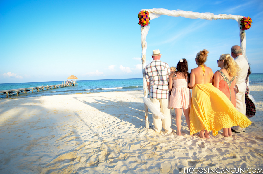 https://www.photosincancun.com/ The Tides Hotel in Mexico - Wedding photographers