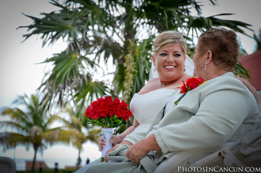 Tropical Destination Wedding Photographers
