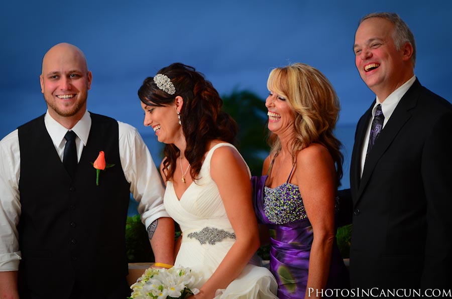 Photos In Cancun - Excellence Riviera Maya - Wedding Photographers Photos In Cancun - Excellence Riviera Maya - Wedding Photographers