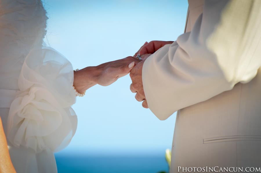 https://www.photosincancun.com/ Now Jade Photography Videography Packages