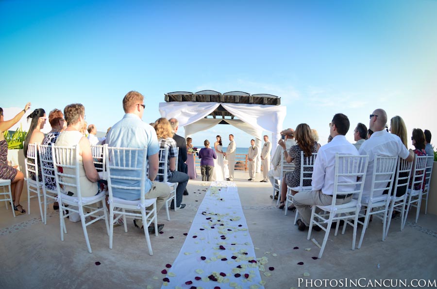 https://www.photosincancun.com/ Now Jade Photography Videography Packages