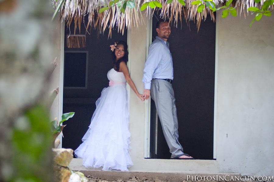 https://www.photosincancun.com/ Trash The Dress - Bridal Make Up Package