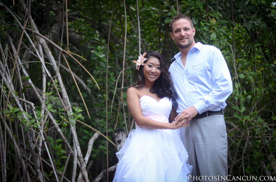 https://www.photosincancun.com/ Trash The Dress - Bridal Make Up Package