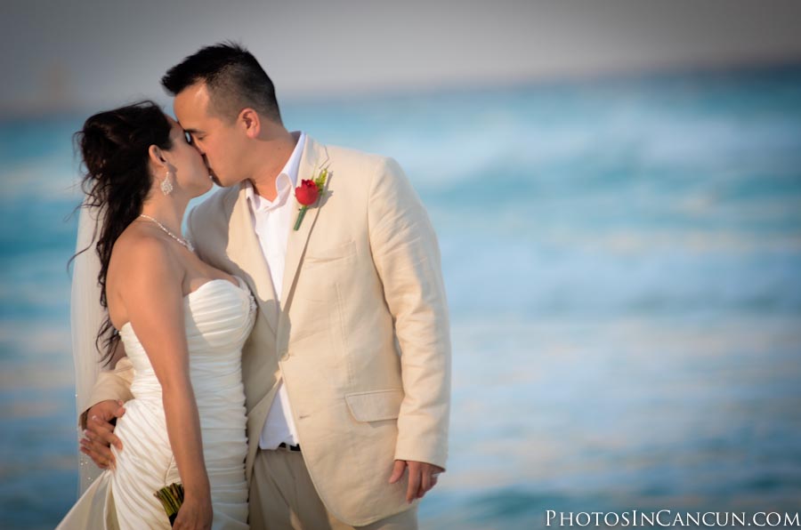 https://www.photosincancun.com/ Sun Palace Destination Wedding Photography
