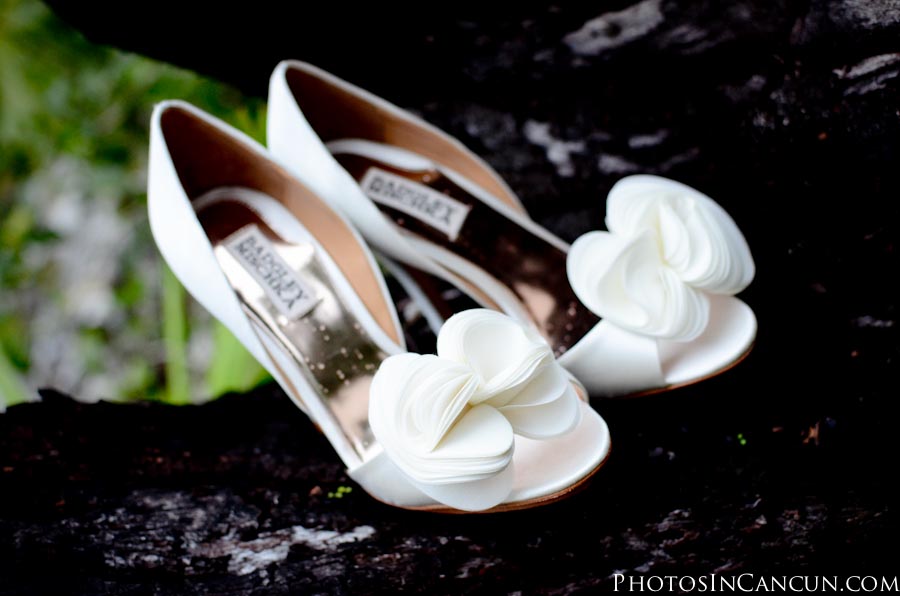 https://www.photosincancun.com/ Trash The Dress - Bridal Make Up Package