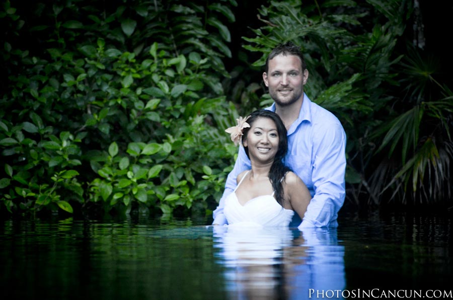 https://www.photosincancun.com/ Trash The Dress - Bridal Make Up Package