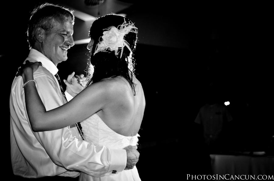 https://www.photosincancun.com/ Now Jade Photography Videography Packages