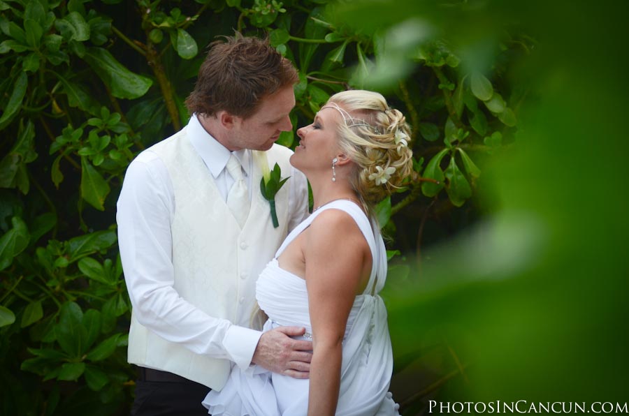 photos in cancun Now Jade International Beach Weddings