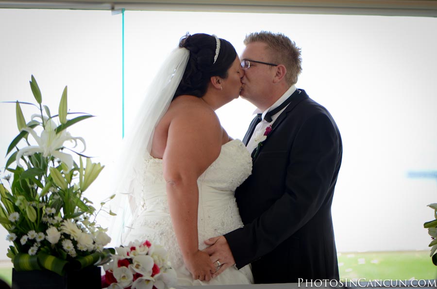 cancun wedding photographer Moon Palace Weddings - Photos In Cancun