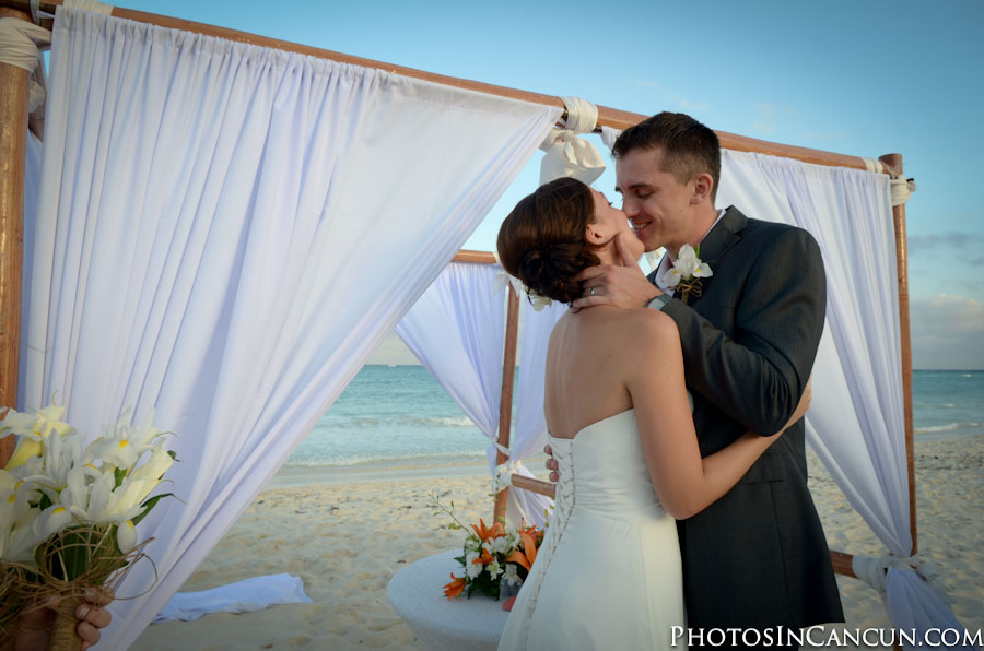 https://www.photosincancun.com/ Secrets Maroma Beach Wedding Photos
