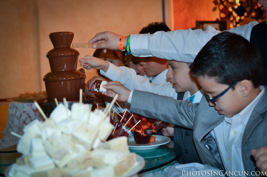 https://www.photosincancun.com/ Crown Paradise Club Cancun Mexico Wedding
