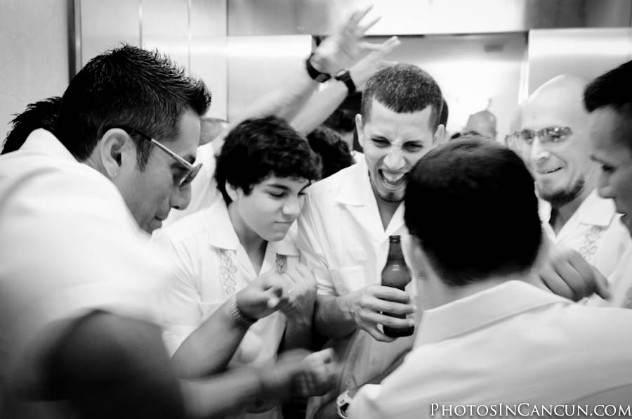 https://www.photosincancun.com/ Cancun Mexico Wedding Photos
