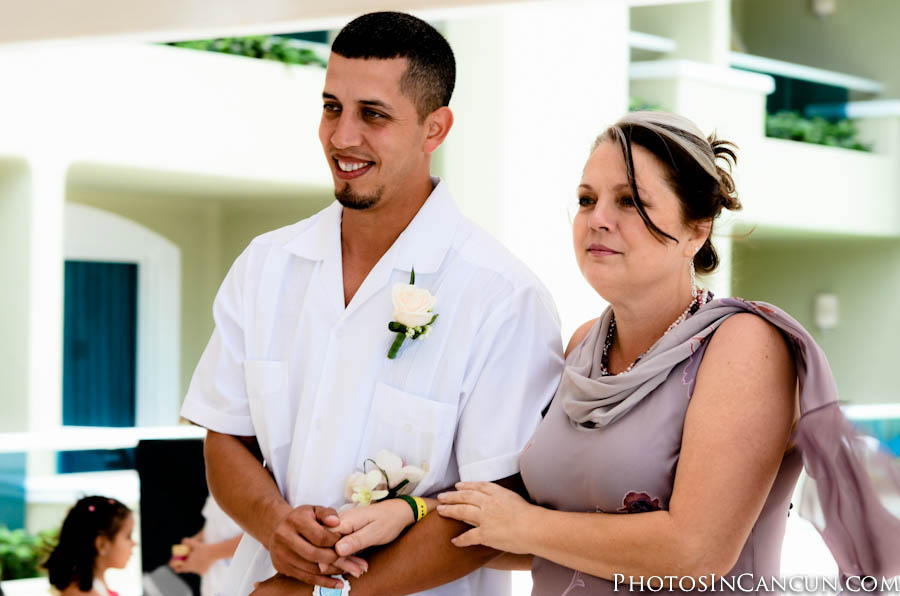 https://www.photosincancun.com/ Cancun Mexico Wedding Photos
