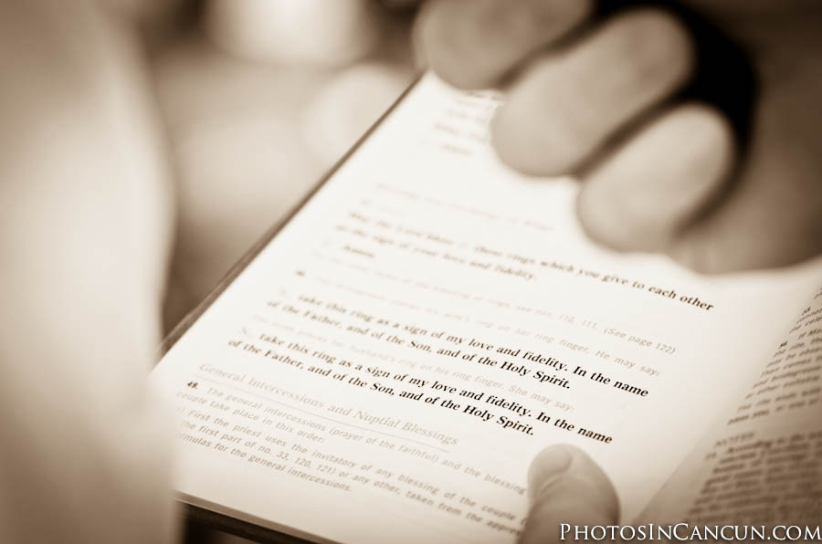 https://www.photosincancun.com/ Cancun Mexico Wedding Photographers