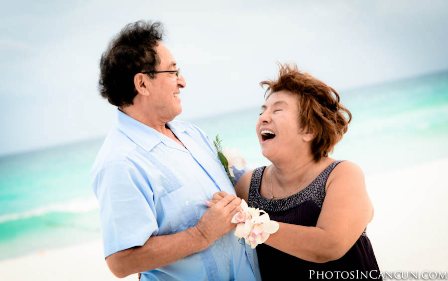 https://www.photosincancun.com/ Cancun Mexico Candid Wedding Photojournalists