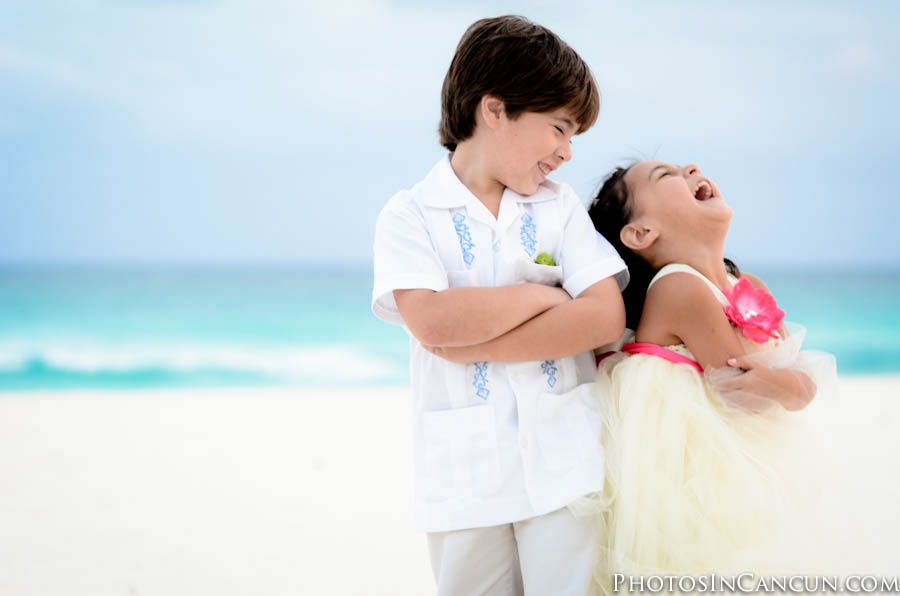 https://www.photosincancun.com/ Cancun Mexico Candid Wedding Photojournalists