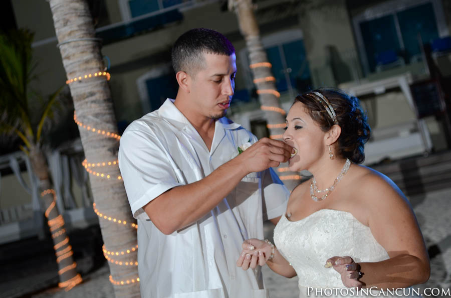 https://www.photosincancun.com/ Cancun Mexico Candid Wedding Photojournalists