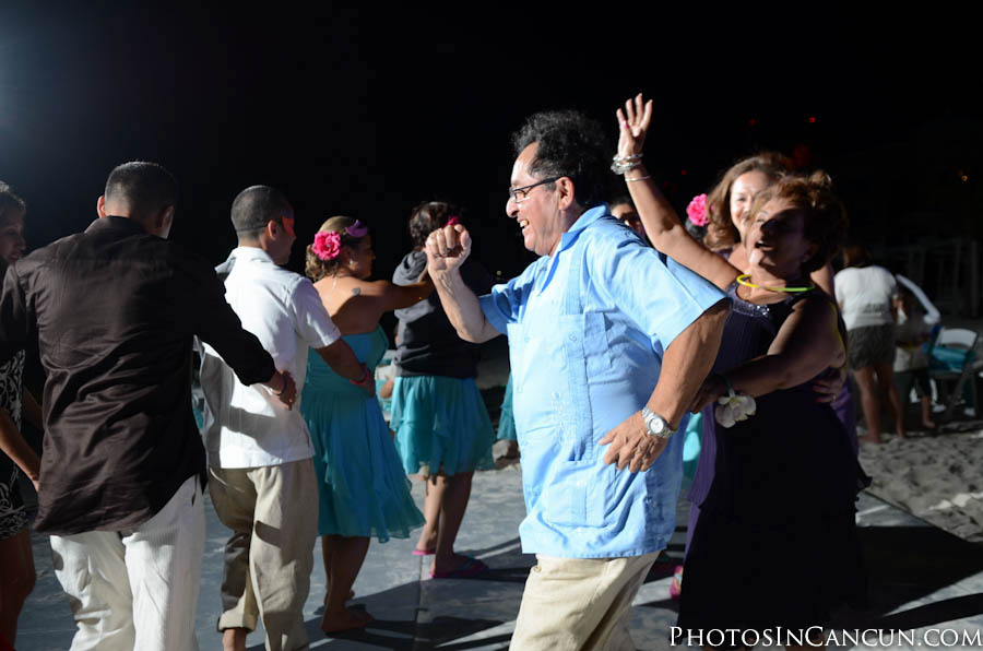 https://www.photosincancun.com/ Cancun Mexico Candid Wedding Photojournalists