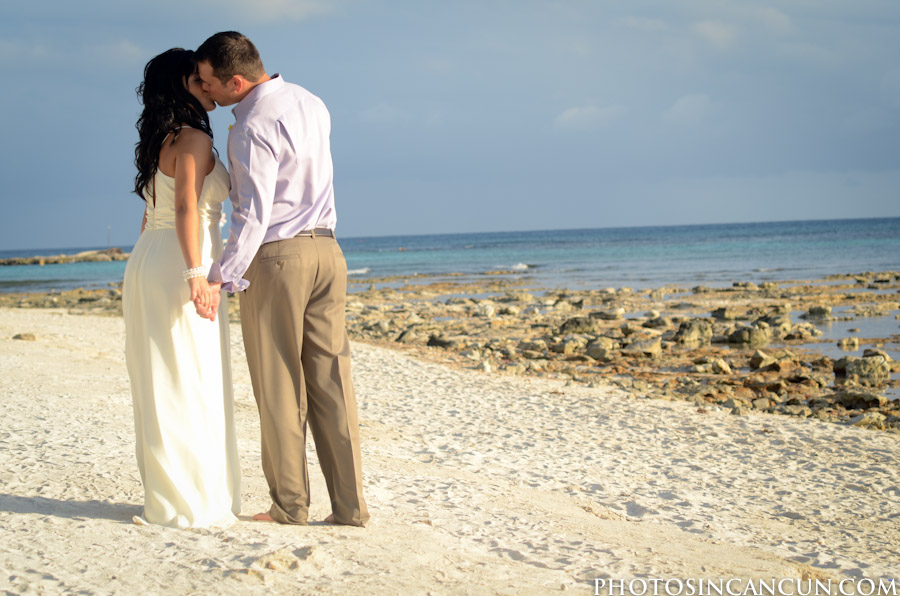 www.photosincancun.com Barcelo Maya Wedding Photography in the Rivera Maya