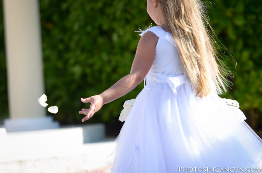 https://www.photosincancun.com/ Kids do the cutest things !