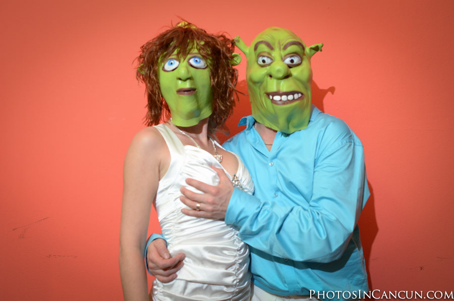 French Canadian Princess Photo-25 Photobooth Costumes Cancun & Playa Del Carmen