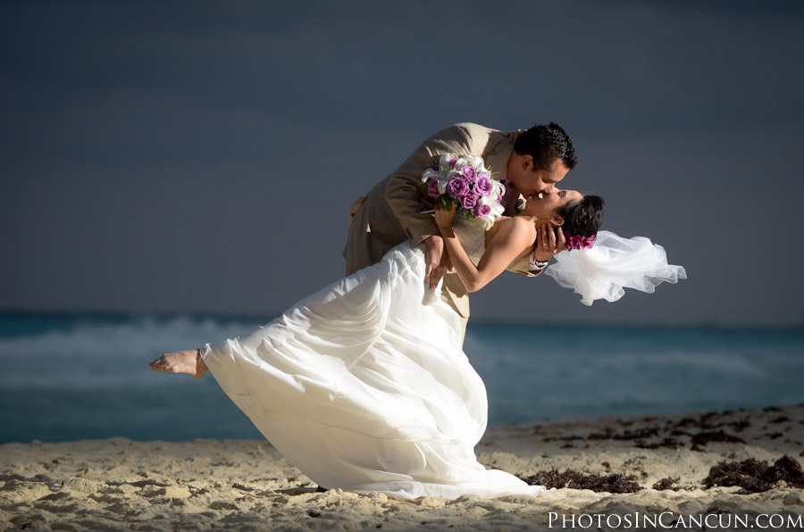 https://www.photosincancun.com/ Photos In Cancun - Parnassus Resort and Spa Wedding Photography