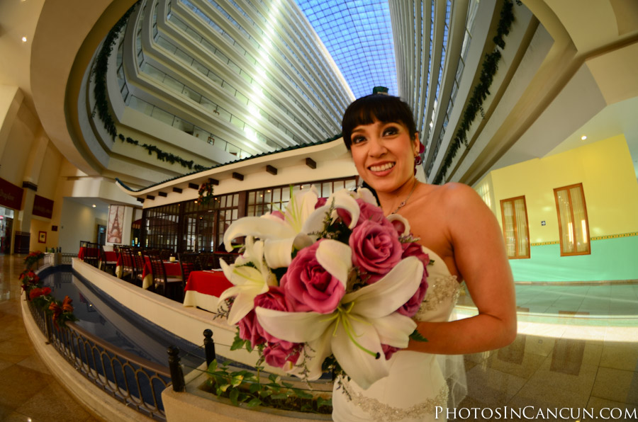https://www.photosincancun.com/ Photos In Cancun - Parnassus Resort and Spa Wedding Photography