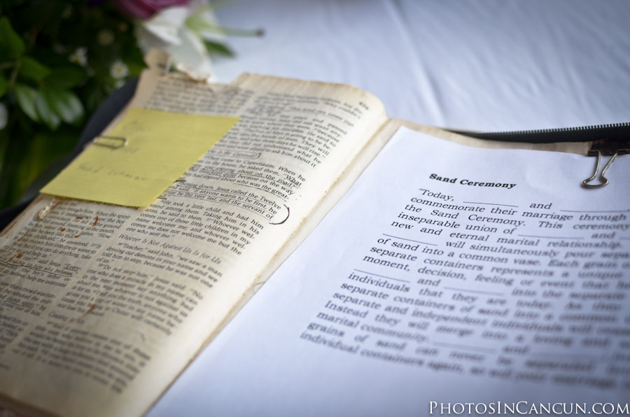https://www.photosincancun.com/ The-Royal-Cancun-Wedding-Photographer